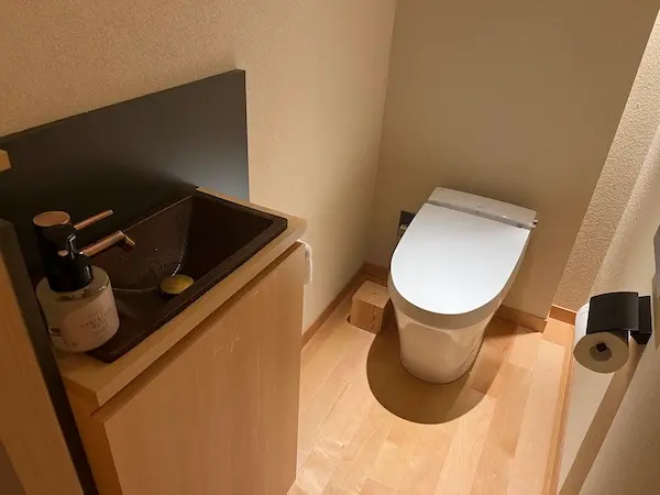 ふふ京都コンフォートツインのお部屋のトイレ