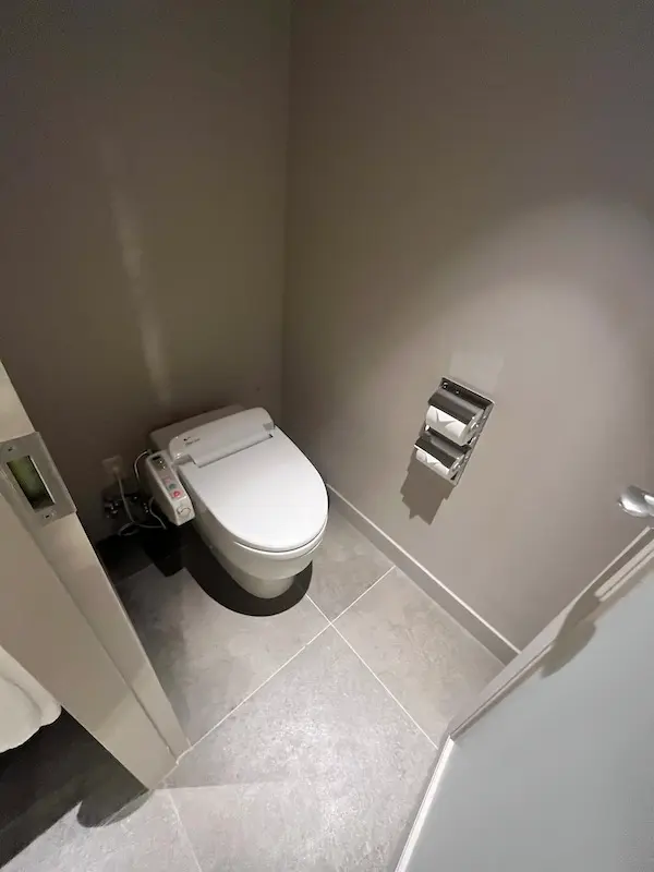 ANAインターコンチネンタル石垣リゾートのコーラルウィングのバンクルームのトイレ