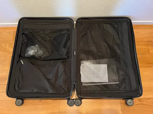 MAIMOのスーツケースCOLOR YOU plus Lサイズが届いた時の内側