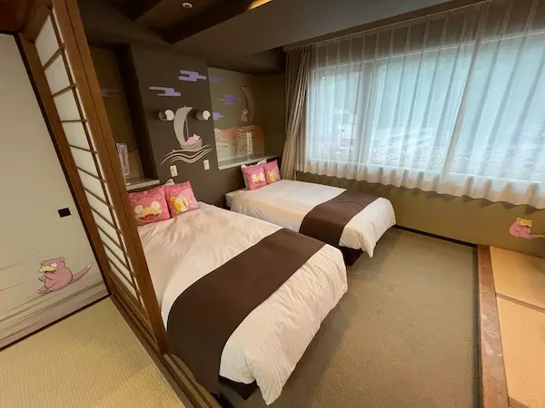 香川県丸亀市にある琴参閣のヤドンのお部屋のベッドルールーム